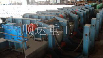 軋鋼廠附(fù)機設備