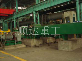 推(tui)鋼機、闆(pǎn)坯移栽(zai)機