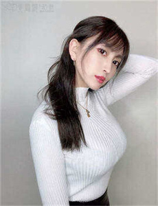 美乳女神rina-花房姑娘HD版在线观看