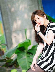 色情的女邻居5-加藤鹰种子
